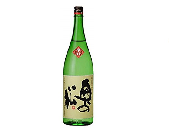 日本酒の奥の松の一升瓶